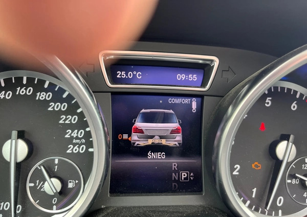 Mercedes-Benz GL cena 174660 przebieg: 127847, rok produkcji 2014 z Biała małe 781